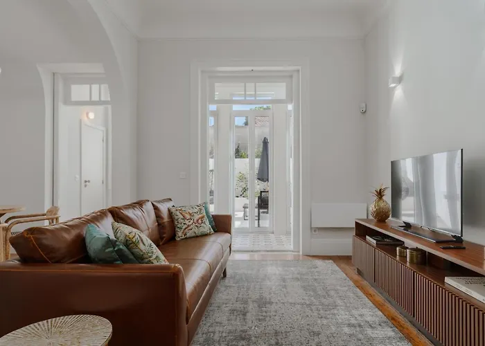 Apartment Romantic Luxury House W Captivating Outdoor Patio *