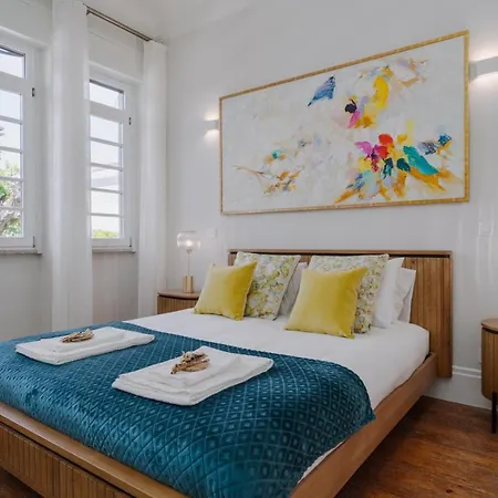 Romantic Luxury House W Captivating Outdoor Patio Διαμέρισμα