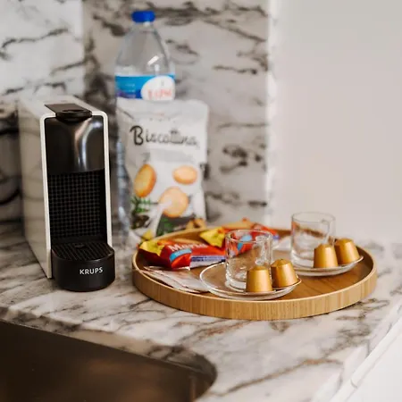 Appartement Romantic Luxury House W Captivating Outdoor Patio